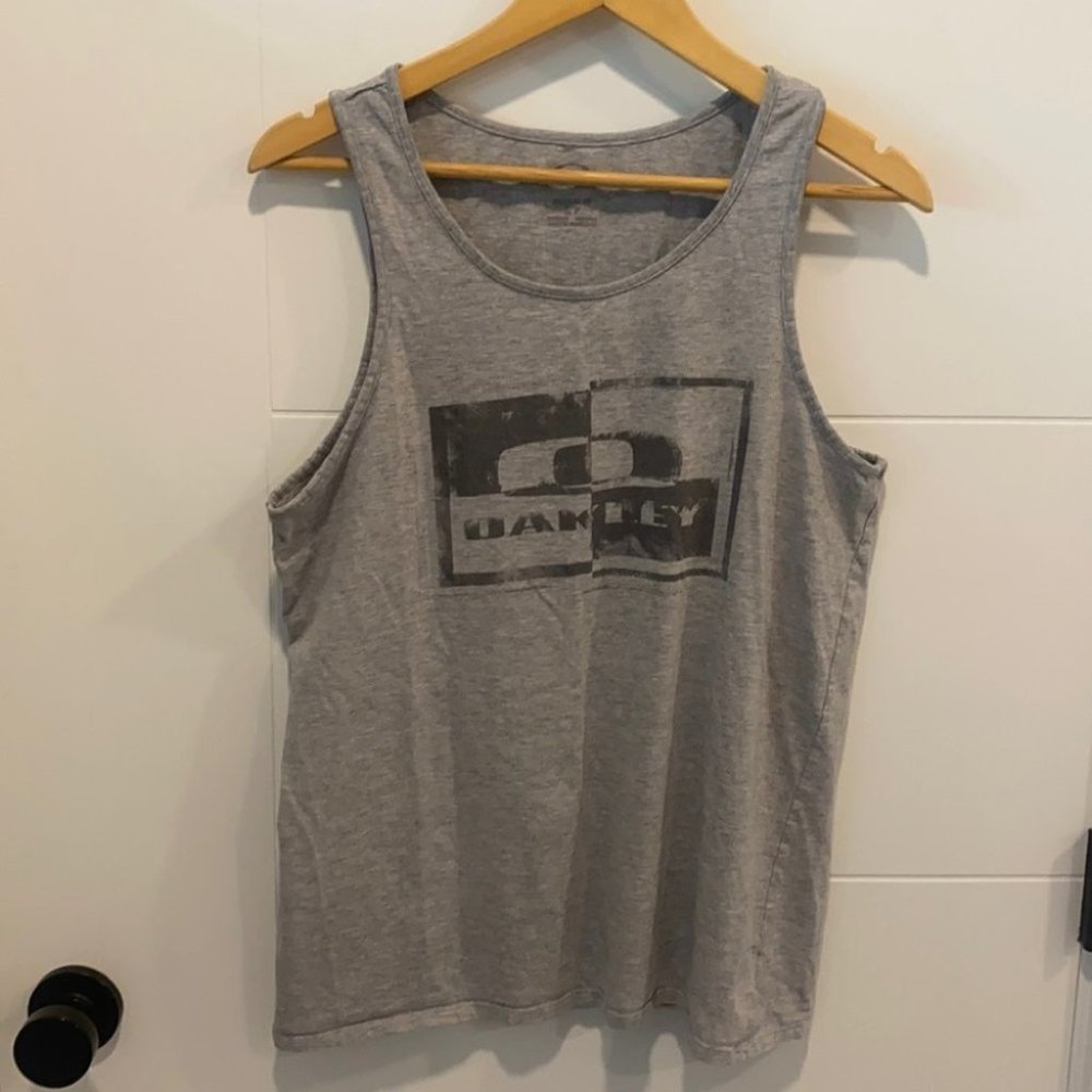 Oakley gray sleeveless tank top size small - Picture 1 of 8